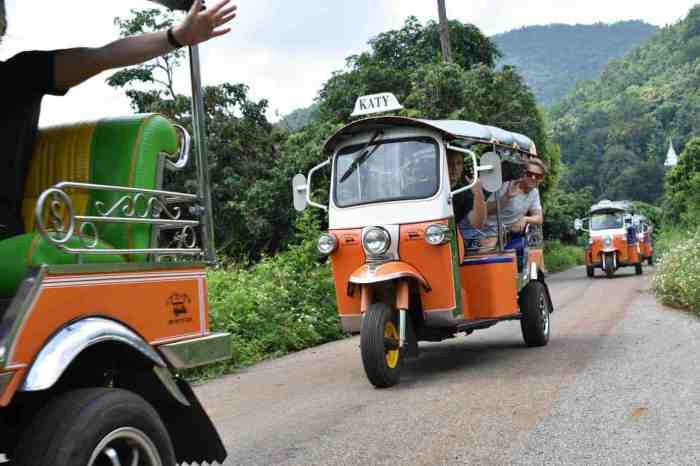 Wisata Tuk Tuk