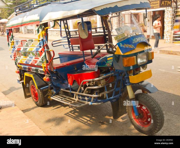 Wisata Tuk Tuk